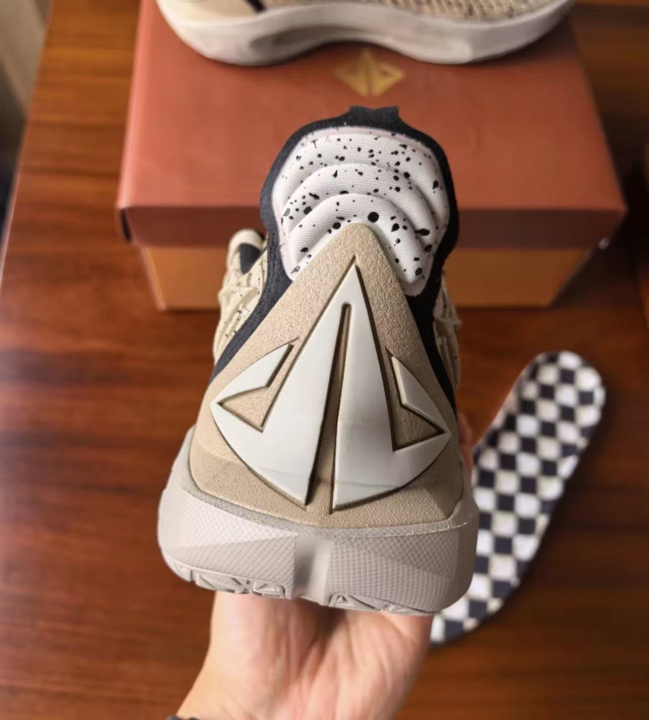 Li-Ning Jimmy Butler JB3 “Snake Spirit”