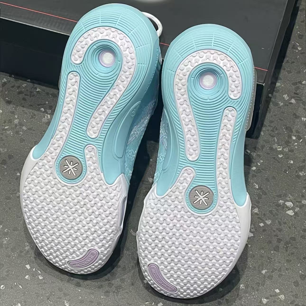 LI-NING Wade Shadow 7 「ミント」 バスケットボールシューズ